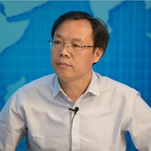 Qingju Qiao (Professor at Central Party School of the C.P.C.)